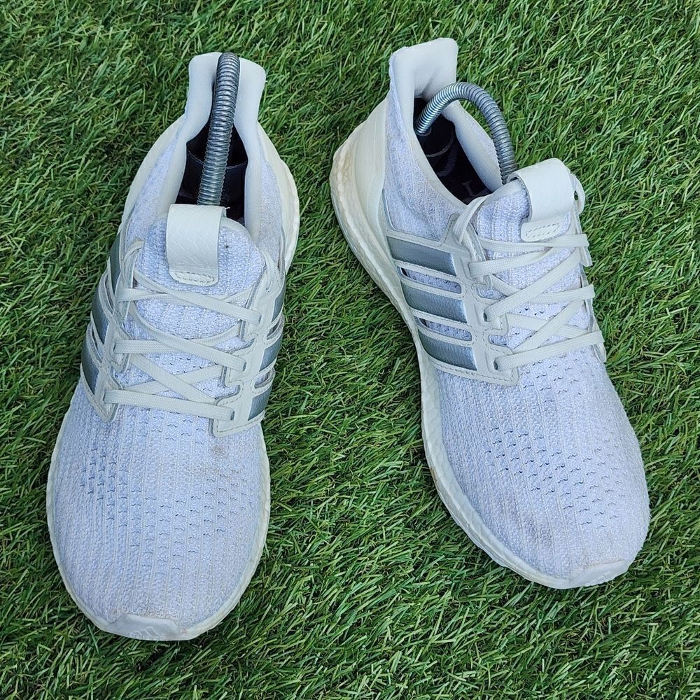 ADIDAS ULTRABOOST x GOT - Womens Athletic Shoes - SIZE 7 - Picture 2 of 9